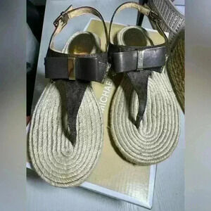 Michael kors sandals Size 7.5